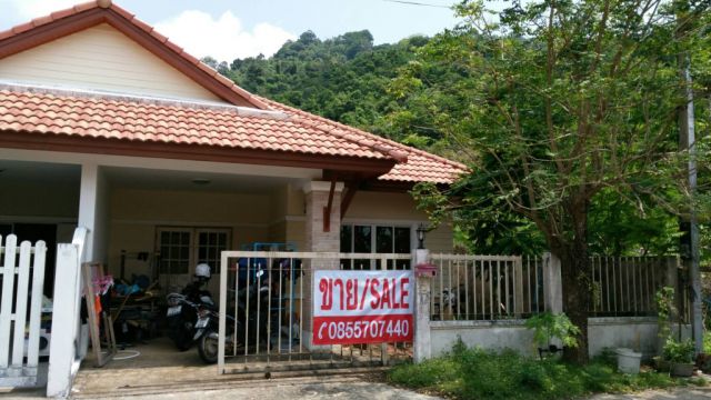 บ้านแฝด อ.กะทู้ 36ตรว. 2,950,000