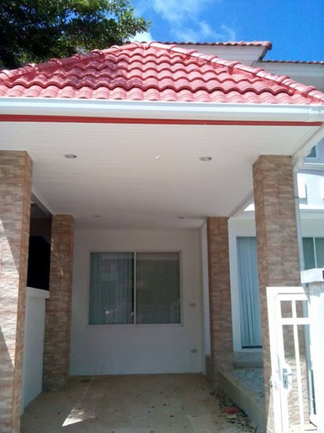 6A100648 ให้เช่าทาวน์เฮาส์ 2 ชั้น 3 ห้องนอน 2 ห้องน้ำ ราคาเช่าเดือนละ 15,000 บาท