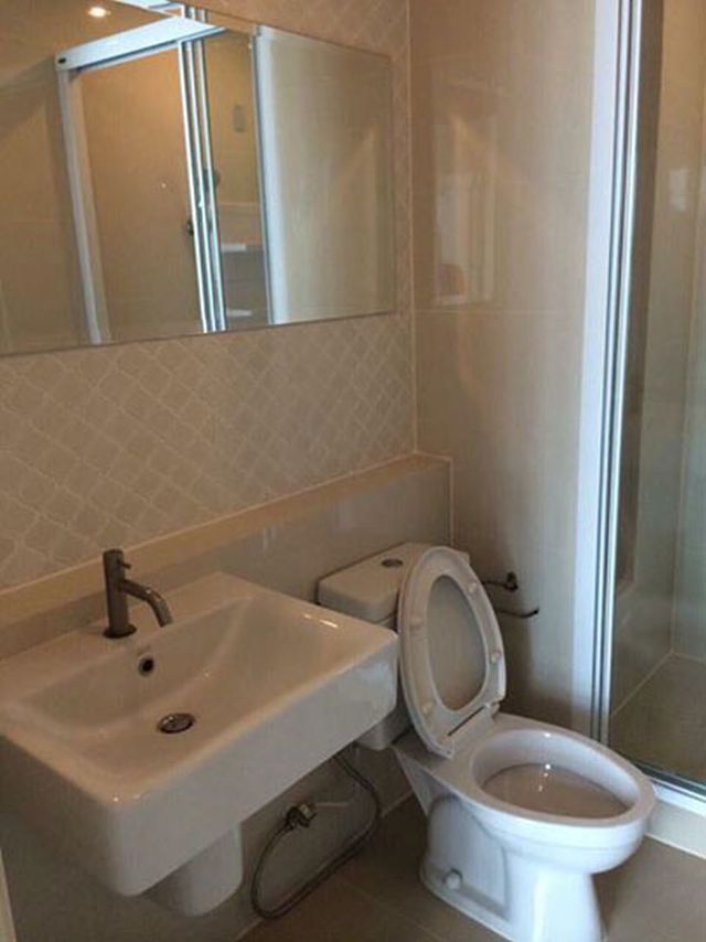 6A110881 ให้เช่าคอนโด The base uptown condo  1 ห้องนอน 1 ห้องน้ำ