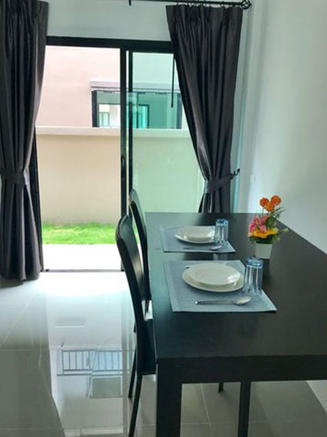 6A30019 ให้เช่าทาวน์เฮาส์ 3 ห้องนอน 2 ห้องน้ำ ราคาเช่าเดือนละ 15,000 บาท