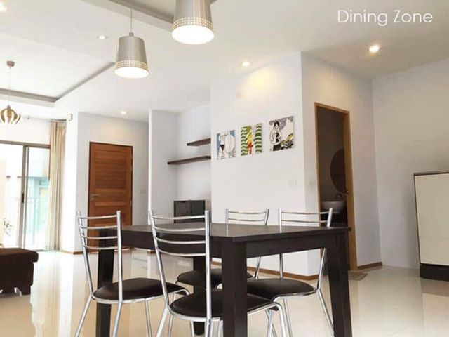 6A90526 ให้เช่าทาวน์เฮาส์ 2 ชั้นสุดหรู 3 ห้องนอน 3 ห้องน้ำ