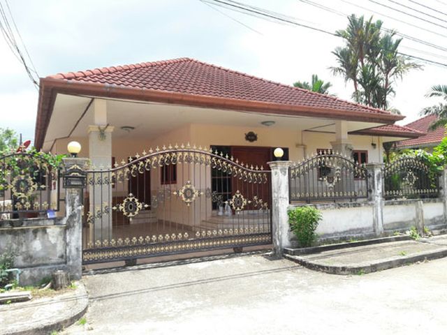 6A120293 ให้เช่าบ้านเดี่ยวชั้นเดียว 3 ห้องนอน 2 ห้องน้ำ พื้นที่ 62 ตรว.