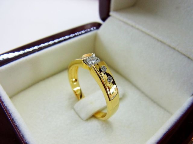 แหวนเพชรแท้ ห้างเพชรกาญจน์ 14,500.-