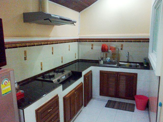 6A110968 ให้เช่าบ้านแฝดชั้นเดียว 2 ห้องนอน 1 ห้องน้ำ พื้นที่ 36 ตรว.