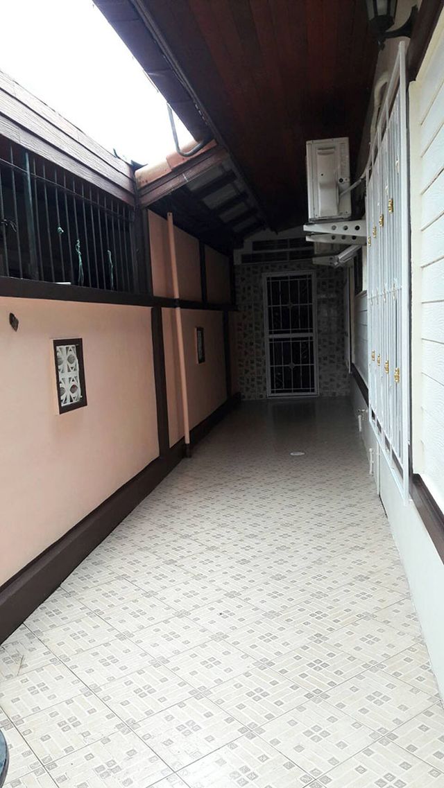 6A110968 ให้เช่าบ้านแฝดชั้นเดียว 2 ห้องนอน 1 ห้องน้ำ พื้นที่ 36 ตรว.