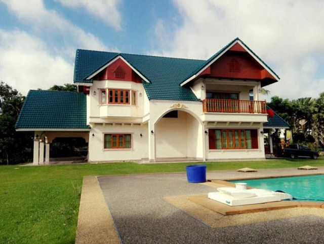 6C90231 ขายบ้านเดี่ยว 2 ชั้น 5 ห้องนอน 5 ห้องน้ำ พื้นที่ 1 ไร่ 1 งาน 17 ตรว.