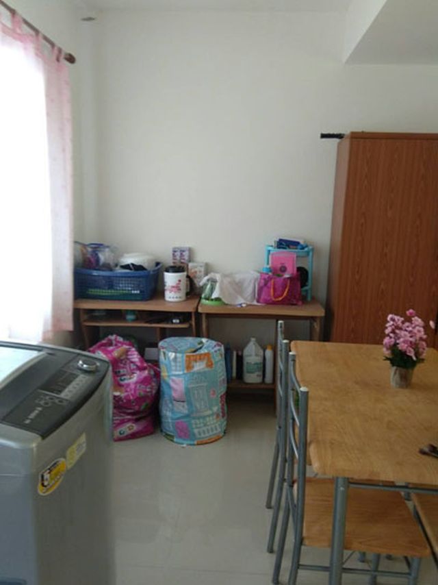 6A120329 ให้เช่าทาวน์เฮาส์ 2 ชั้น 3 ห้องนอน 2 ห้องน้ำ ราคาเช่าเดือนละ 10,000 บาท