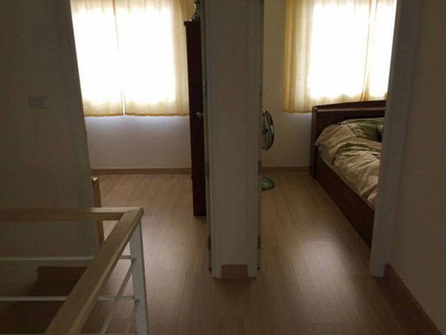 6A120329 ให้เช่าทาวน์เฮาส์ 2 ชั้น 3 ห้องนอน 2 ห้องน้ำ ราคาเช่าเดือนละ 10,000 บาท