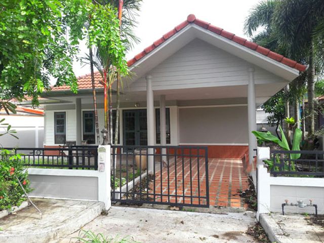 6A110984 ให้เช่าบ้านเดี่ยวชั้นเดียว 3 ห้องนอน 2 ห้องน้ำ พื้นที่ 64 ตรว.