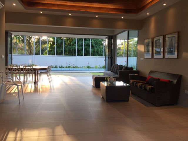 6A10009 ให้เช่าบ้านเดี่ยวชั้นเดียวสุดหรูหราน่าจับจอง 4 ห้องนอน 3 ห้องน้ำ