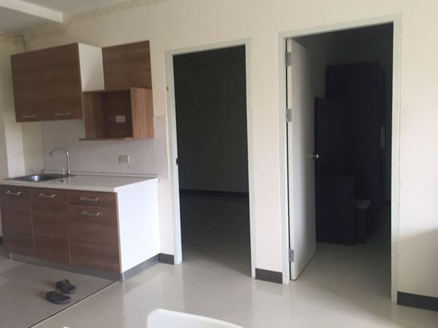 6A100709 ให้เช่าคอนโด ธนารักษ์ 2 ห้องนอน 1 ห้องน้ำ ราคา 10,000บาทต่อเดือน