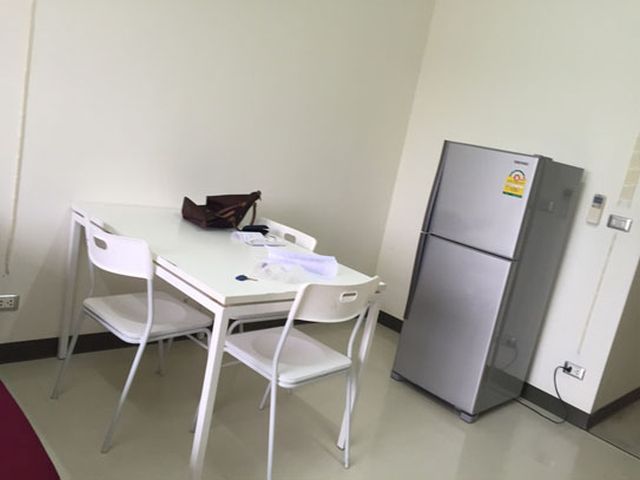 6A100709 ให้เช่าคอนโด ธนารักษ์  2 ห้องนอน 1 ห้องน้ำ ราคา 10,000บาทต่อเดือน