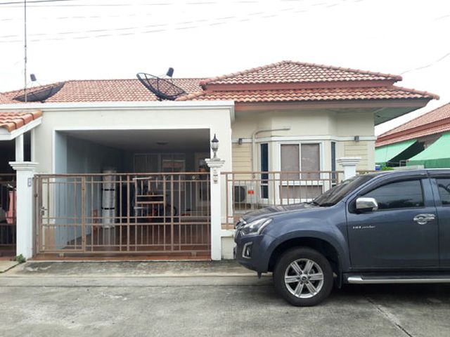 6A90581 ให้เช่าบ้านแฝดชั้นเดียวในโครงการ 3 ห้องนอน 2 ห้องน้ำ พื้นที่ 38 ตรว.