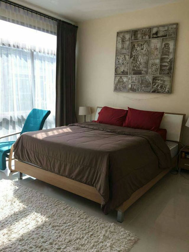 6A90582 ให้เช่าทาวน์เฮาส์ 2 ชั้น 2 ห้องนอน 3 ห้องน้ำ ราคาเช่าเดือนละ 25,000 บาท