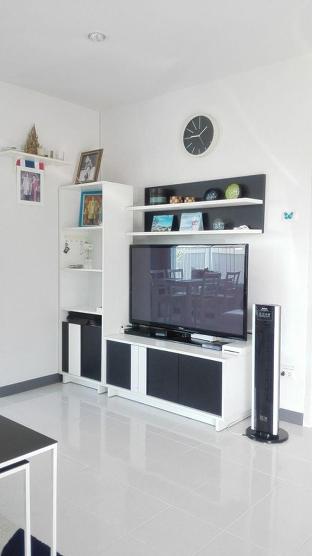 บ้านแฝดพร้อมเฟอร์นิเจอร์ครบ สวยน่าอยู่ สะอาดมากก