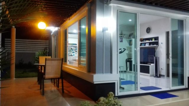 บ้านแฝดพร้อมเฟอร์นิเจอร์ครบ สวยน่าอยู่ สะอาดมากก