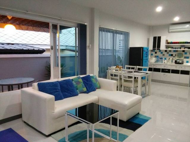 บ้านแฝดพร้อมเฟอร์นิเจอร์ครบ สวยน่าอยู่ สะอาดมากก