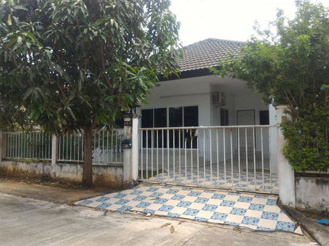 6A120334 ให้เช่าบ้านเดี่ยวชั้นเดียว 3 ห้องนอน 2 ห้องน้ำ พื้นที่ 74 ตรว.