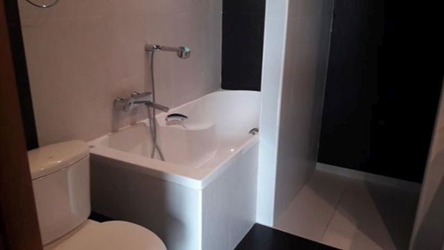 6A120336 ให้เช่าทาวน์เฮาส์ 2 ชั้น 2 ห้องนอน 3 ห้องน้ำ ราคาเช่าเดือนละ 35,000 บาท