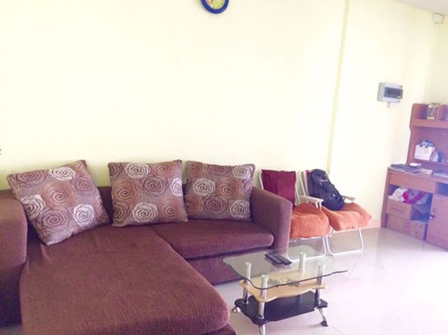 6A90596 ให้เช่าบ้านแฝดชั้นเดียว 3 ห้องนอน 2 ห้องน้ำ พื้นที่ 27 ตรว.