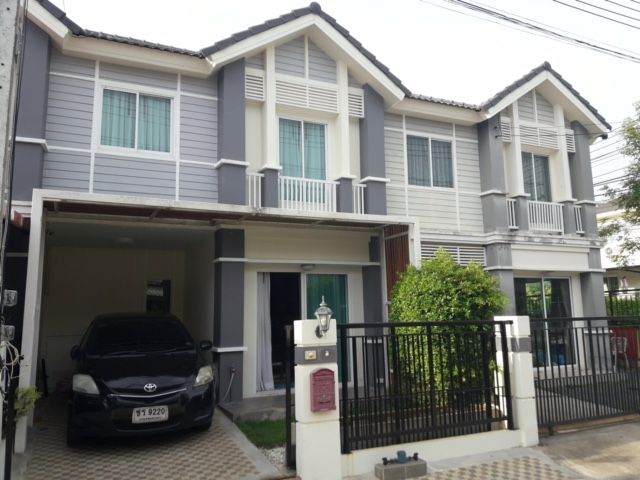 ขายทาวน์เฮ้าส์