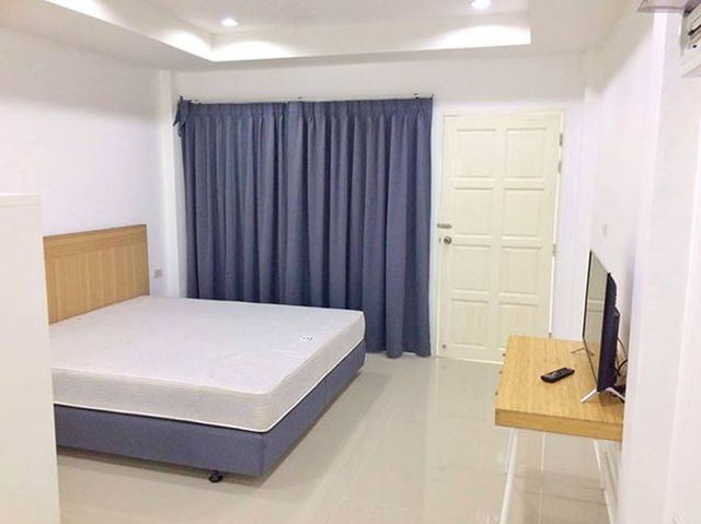 6A80319 ให้เช่าอพาร์ทเม้นท์  1 ห้องนอน 1 ห้องน้ำ  พื้นที่ 24 ตรม.