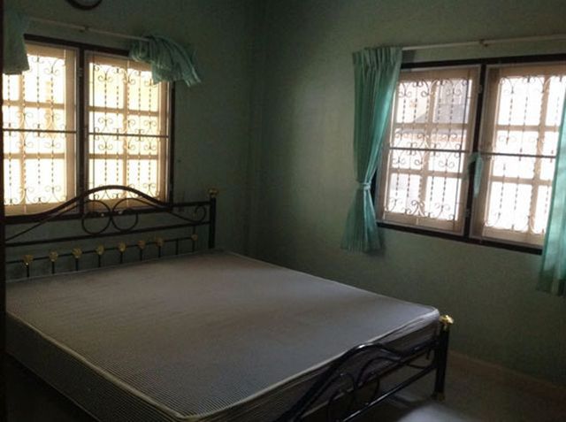 6A90612 ให้เช่าบ้านแฝดชั้นเดียว 2 ห้องนอน 2 ห้องน้ำ พื้นที่ 36 ตรว.