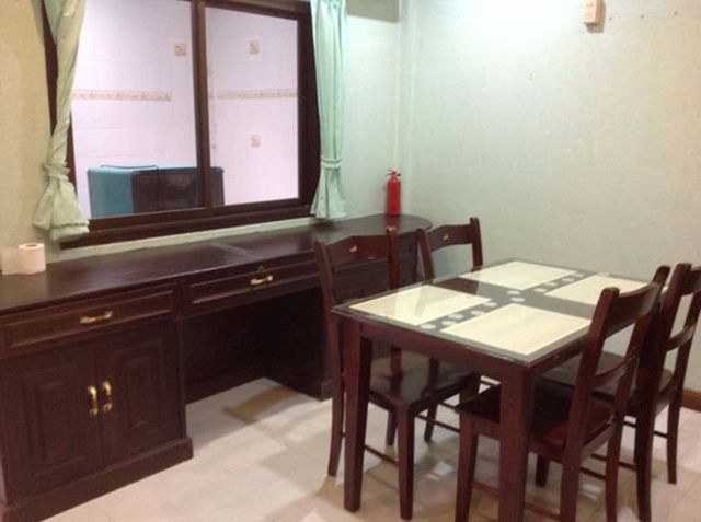 6A90612 ให้เช่าบ้านแฝดชั้นเดียว 2 ห้องนอน 2 ห้องน้ำ พื้นที่ 36 ตรว.