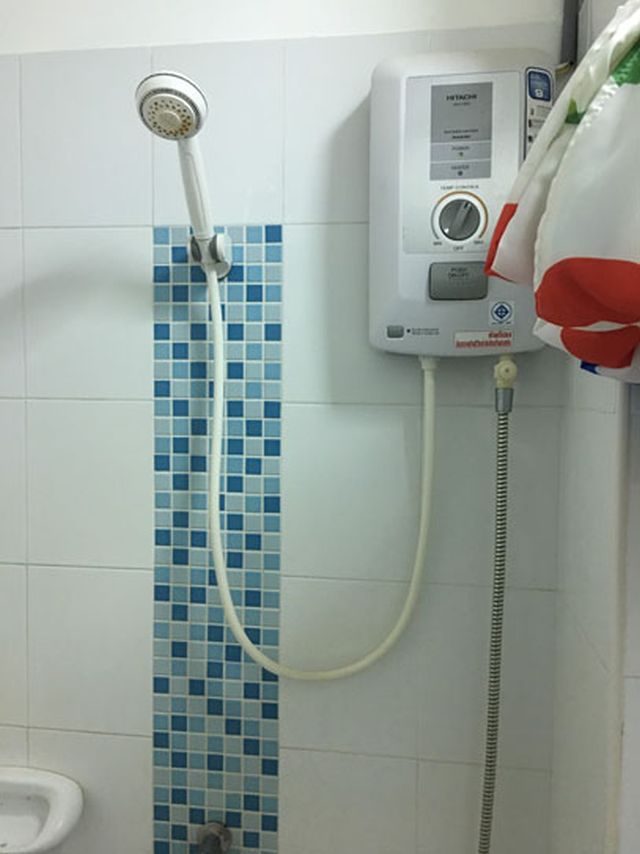 6A111091 ให้เช่าทาวน์เฮาส์ 2 ชั้น 2 ห้องนอน 2 ห้องน้ำ ราคาเช่าเดือนละ 12,000 บาท