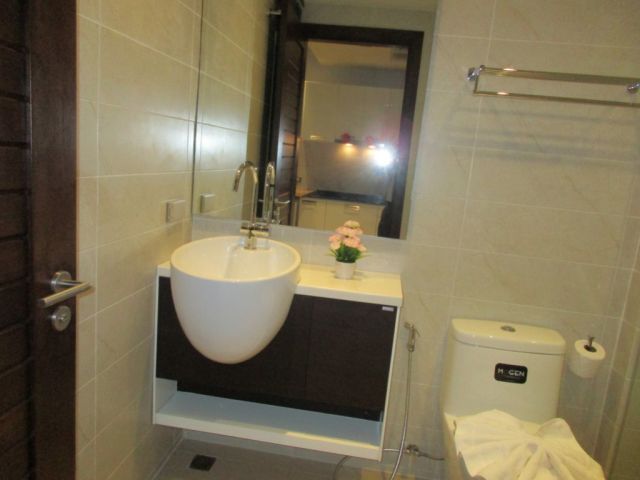 อพาร์ทเม้นสตูดิโอที่ EMERALD - หน่วย 321 สำหรับขาย - ป่าตอง