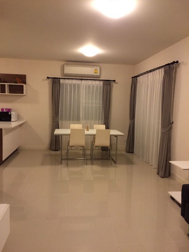 6A111096 ให้เช่าบ้านเดี่ยวสองชั้น 3 ห้องนอน 2 ห้องน้ำ พื้นที่ 38.50 ตรว.