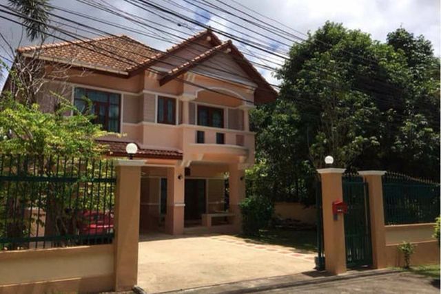 6A100780 ให้เช่าบ้านเดี่ยวสองชั้น 3 ห้องนอน 3 ห้องน้ำ พื้นที่ 109 ตรว.