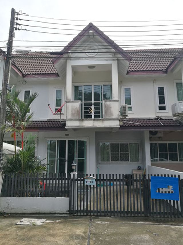 6A90627 ให้เช่าทาวน์เฮาส์ 2 ชั้น 2 ห้องนอน 2 ห้องน้ำ