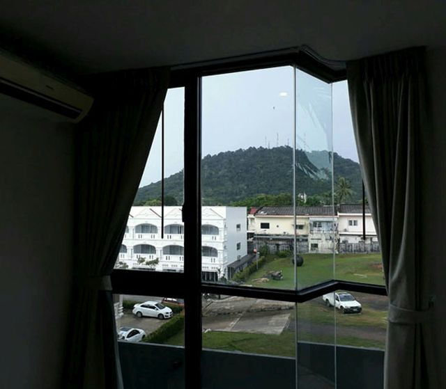 6A100768 ให้เช่าคอนโด The base uptown condo  1 ห้องนอน 1 ห้องน้ำ