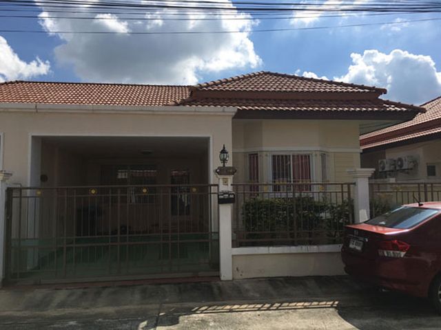 6A90620 ให้เช่าบ้านแฝดชั้นเดียว 3 ห้องนอน 2 ห้องน้ำ พื้นที่ 30 ตรว.