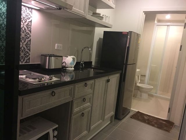 6A100765 ให้เช่าคอนโด The base Hight condo 1 ห้องนอน 1 ห้องน้ำ