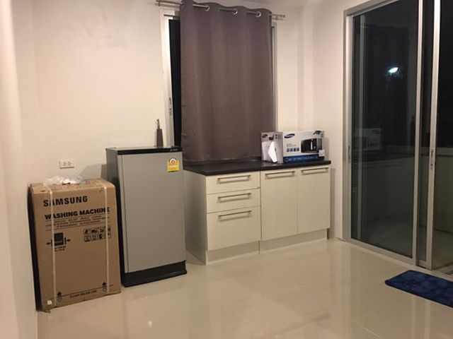 6A30022 ให้เช่าทาวน์เฮาส์ 2 ชั้น 2 ห้องนอน 3 ห้องน้ำ ราคาเช่าเดือนละ 15,000 บาท