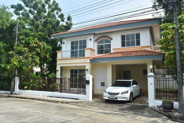 6A90647 ให้เช่าบ้านเดี่ยวสองชั้นเดียว 3 ห้องนอน 3 ห้องน้ำ พื้นที่ 60 ตรว.