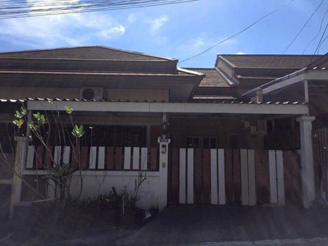 6A90650 ให้เช่าทาวน์เฮ้าส์ชั้นเดียว 2 ห้องนอน 2 ห้องน้ำ ใกล้ตลาดนาคา