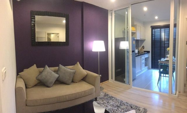 6A100793 ให้เช่าคอนโดมิเนียม ชั้น 4 มี 1 ห้องนอน 1 ห้องน้ำ ใกล้โรงพยาบาลกรุงเทพ