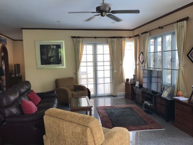 6A90651 ให้เช่าบ้านเดี่ยว 2 ชั้นพร้อมสระว่ายน้ำส่วนตัวบนพื้นที่กว่า1งาน.น่าอยู่