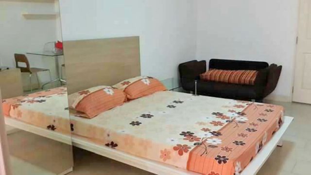 6A100799 ให้เช่าคอนโดในโครงการมีระดับราคาถูกพร้อมเฟอร์นิเจอร์ครบครัน