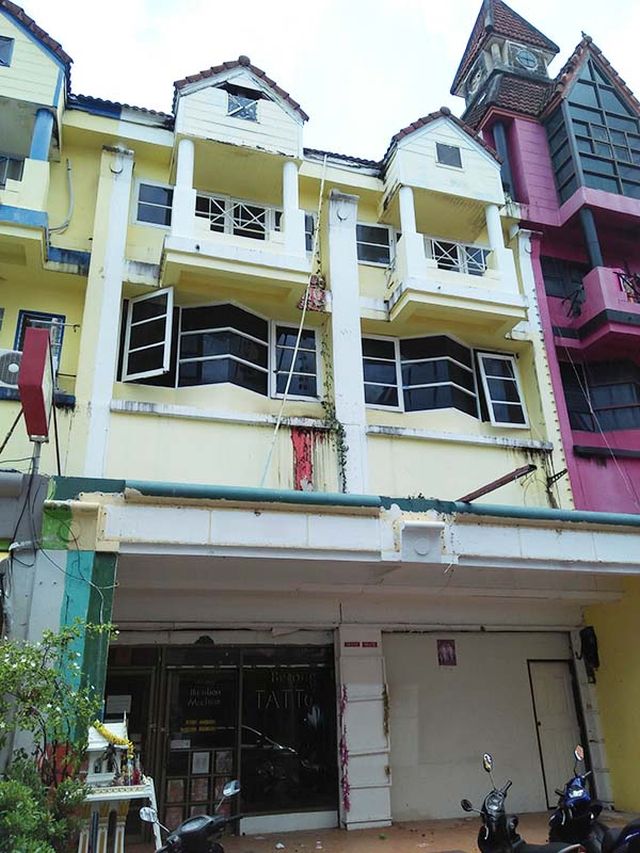 6A60096 ให้เช่าอาคารพาณิชย์ 3 ชั้น พื้นที่ 22 ตรว. ราคาเช่าเดือนละ 60,000 บาท