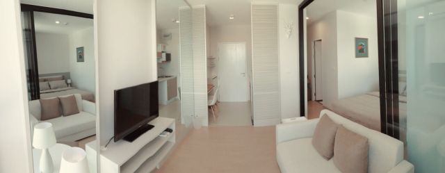 6A40258 ให้เช่าคอนโดหรูห้องสวย พื้นที่ 28 ตรม. พร้อมเฟอร์นิเจอร์ครบครัน