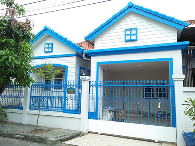 6A90673 ให้เช่าทาวน์เฮาส์ชั้นเดียว 3 ห้องนอน 2 ห้องน้ำ ราคา 12,000 บาท