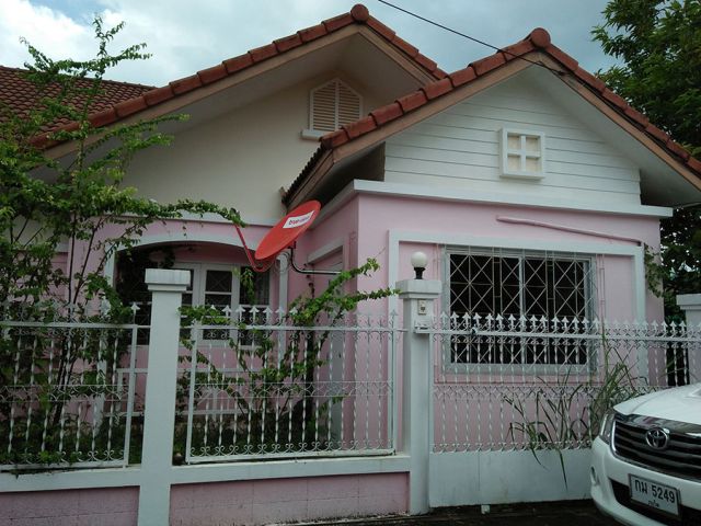 6A90671 ให้เช่าบ้านเดี่ยวชั้นเดียว พื้นที่ 72 ตรว. เดือนละ 15,000 บ.