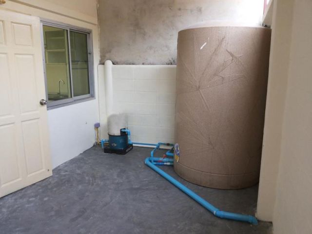 6A100853 ให้เช่าทาวโฮมสามชั้น 3ห้องนอน 3ห้องน้ำ ราคา 12000บ.ต่อเดือน