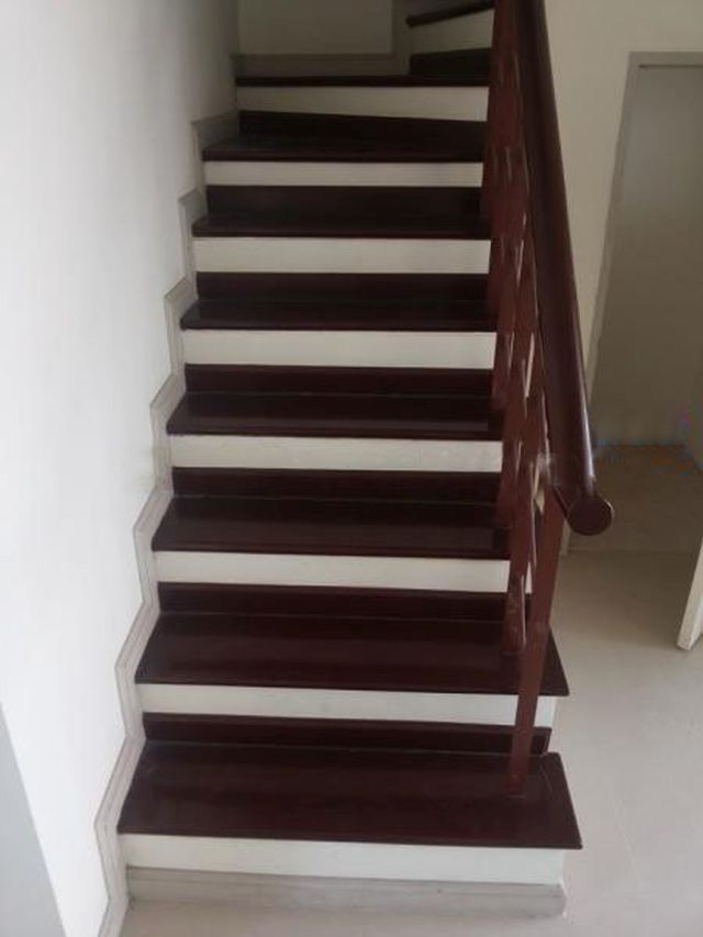 6A100853 ให้เช่าทาวโฮมสามชั้น 3ห้องนอน 3ห้องน้ำ ราคา 12000บ.ต่อเดือน