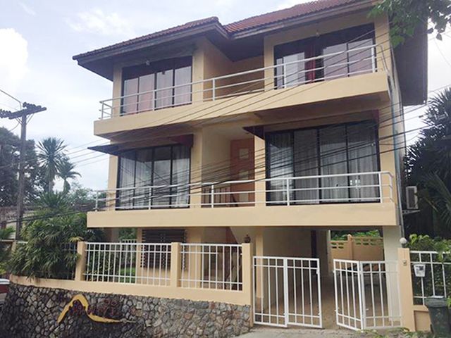 6A100857 ให้เช่าบ้านเดี่ยวสามชั้น 3 ห้องนอน 3 ห้องน้ำ ราคาเช่าเดือนละ 25,000 บาท