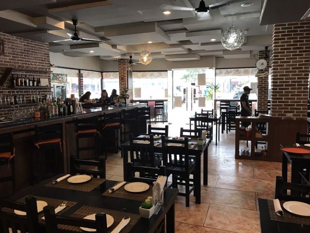 6A60101 ให้เช่ากิจการร้านอาหาร เนื้อที่ 150 ตรม. ใกล้หาดป่าตอง